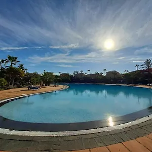 My Pretty - Lovely And Spacious Surrounded By Tropical Gardens - Private Covered And Uncovered Terrace - Pool - Parking - Free Fibre Optic Internet Appartamento